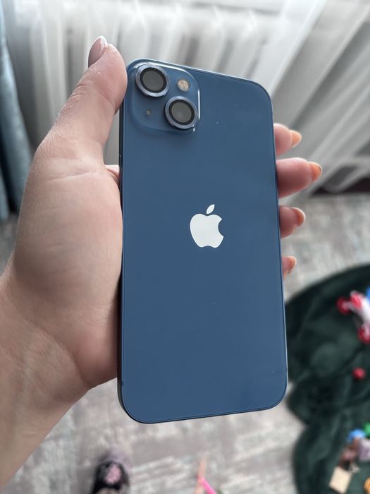 Айфон 13 в отличном состоянии