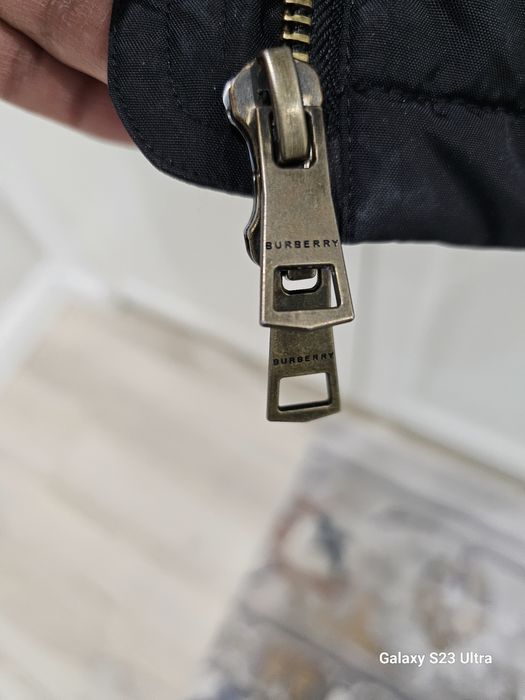Продам люксову куртку фирмы BURBERRY