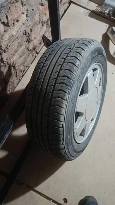 Продам шины с диском