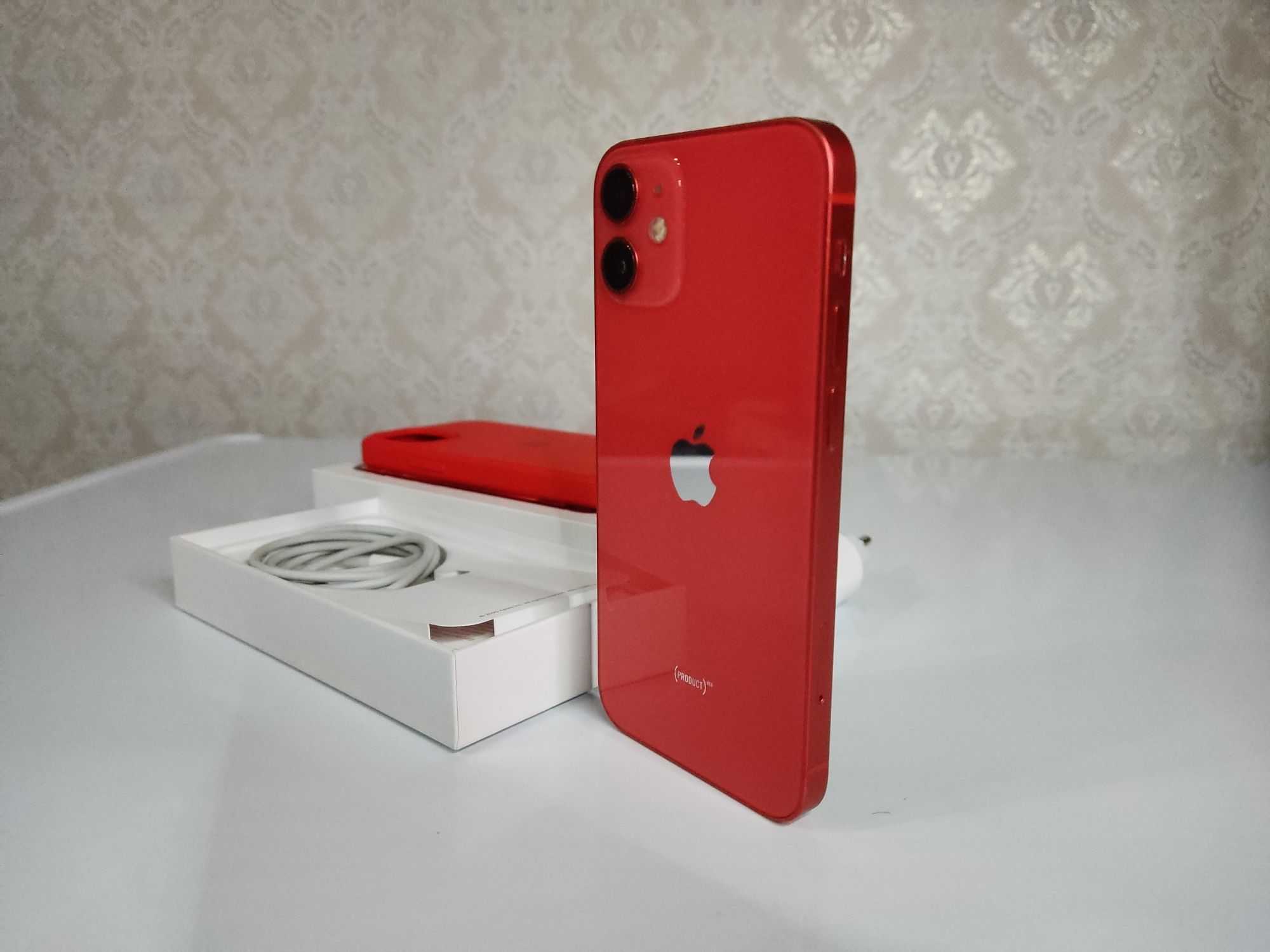 IPhone 12 mini 128 RED: 150 000 тг. - Мобильные телефоны / смартфоны  Караганда на Olx