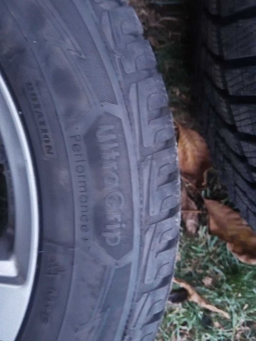 Зимни Гуми с Аломиниеви джанти 16“ 5 х 112 / Ф-57.1мм/ VW- AUDI-SEAT-SKODA - GOOO YEAR - Performance + Ultra Grip