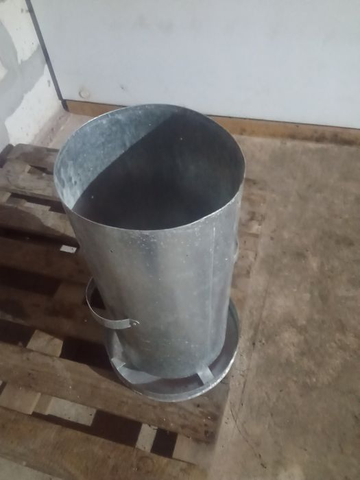 Продажа кормушек для всех видов птицы