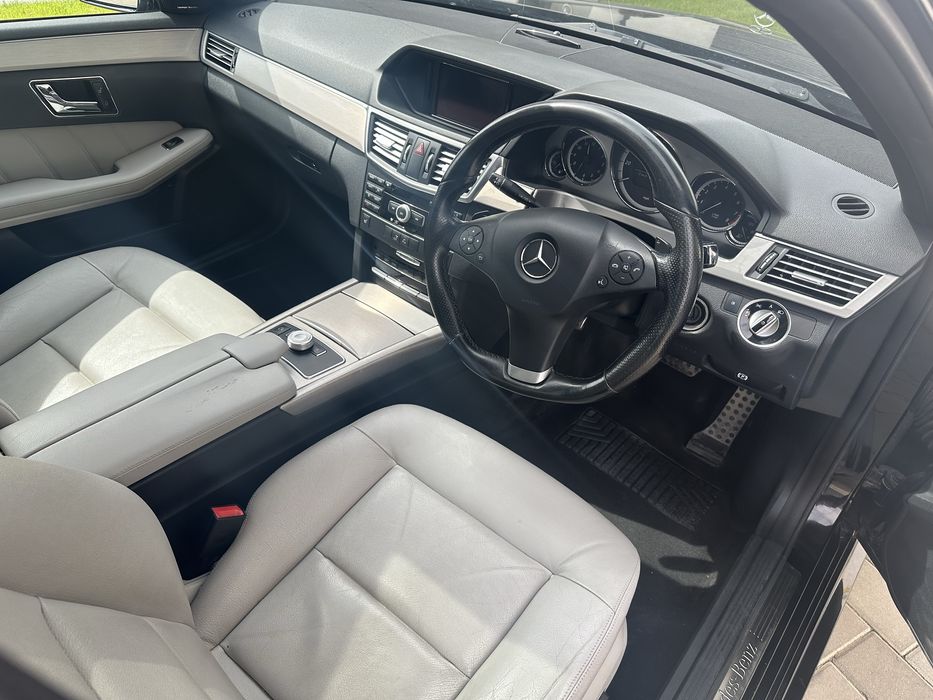 Vând Mercedes 350 CGI ( benzina )
