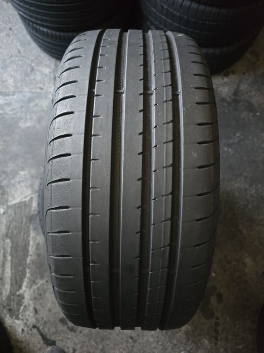 Goodyear 225/40 R18 92Y vară