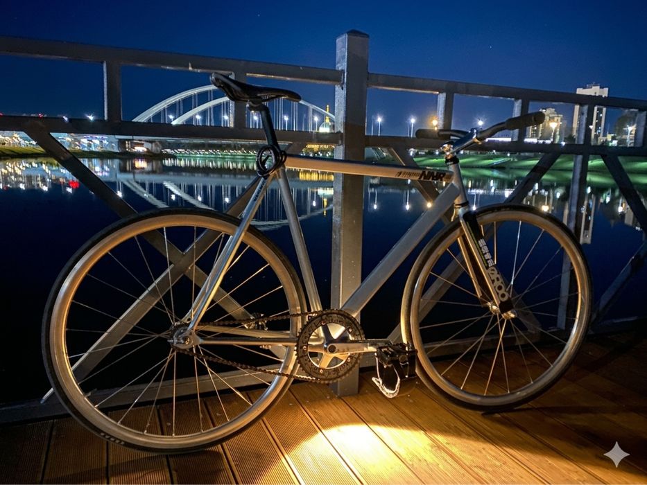 Colossi rambler pursuit