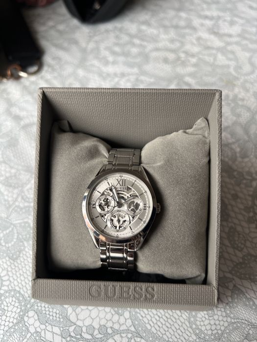 Дамски Часовник Guess