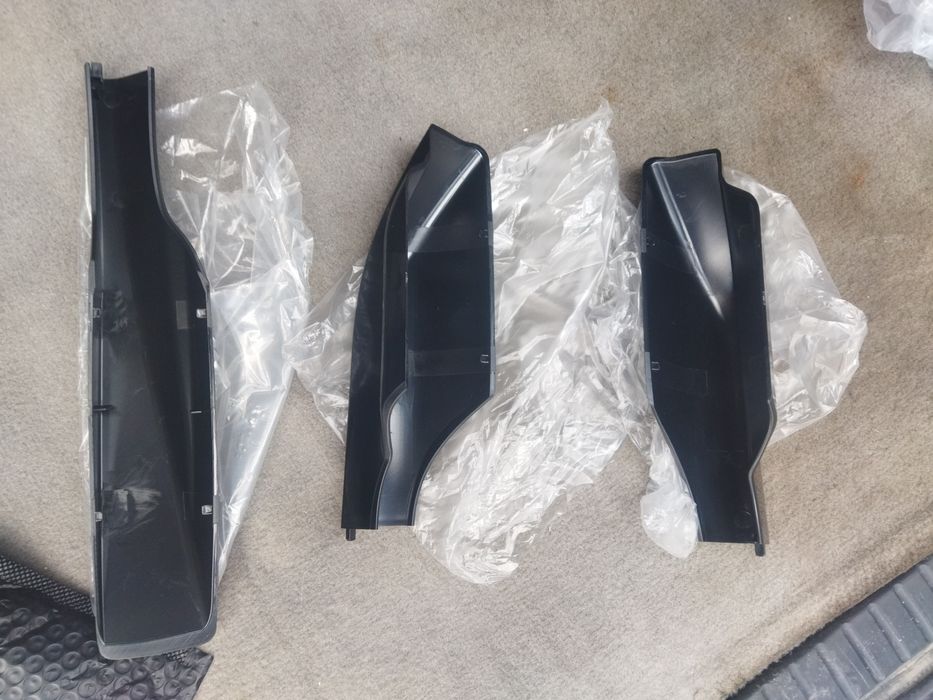 Крышки рейлинга Toyota RAV 4 ха30