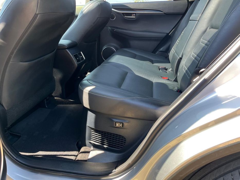 De vanzare Lexus NX 300h