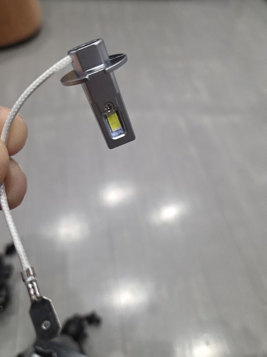 Затъмнени халогени голф 2