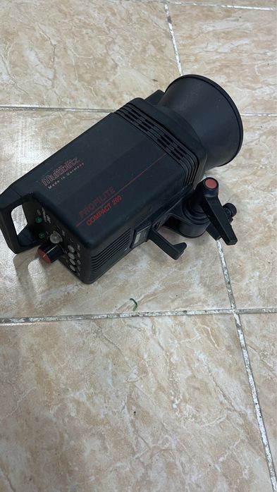 Продам прожектор для фото