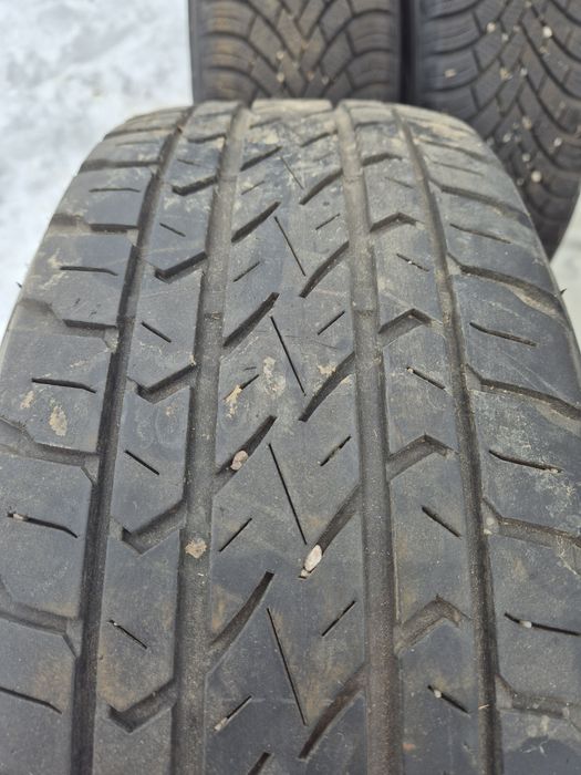 Vând anvelope cu jante