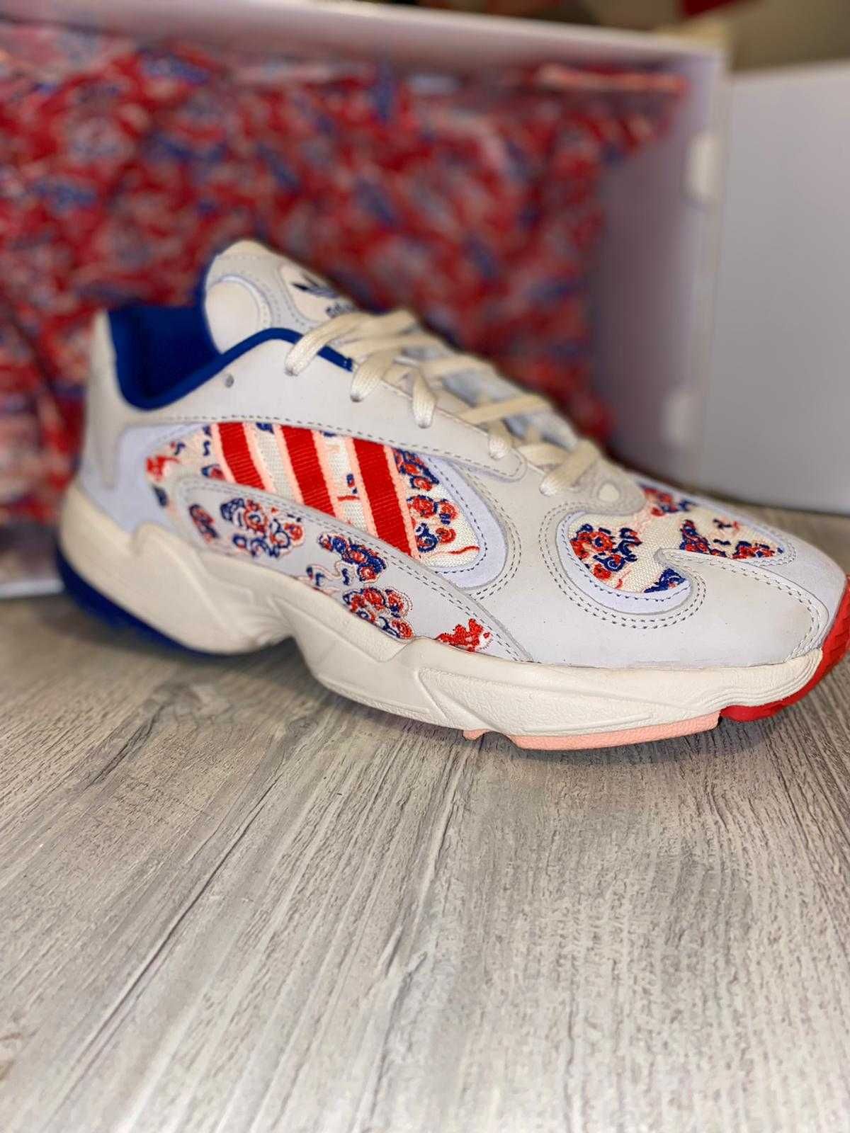 adidas yung floral