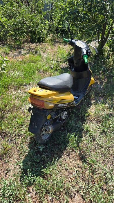 Продам скутер racer meteor 80