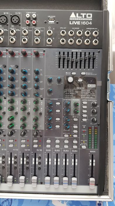 Mixer pasiv 16 canale cu efecte Alto Live 1604 Brasov • OLX.ro