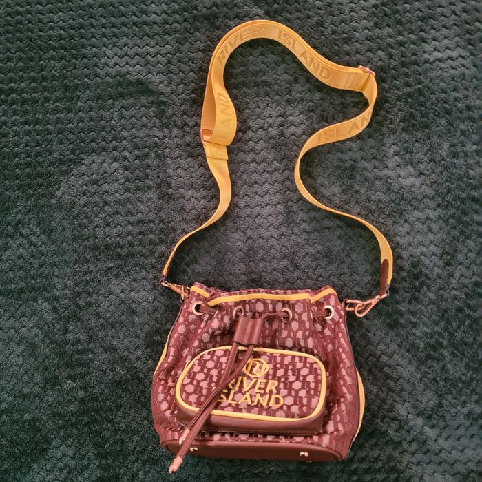 Чанта River Island