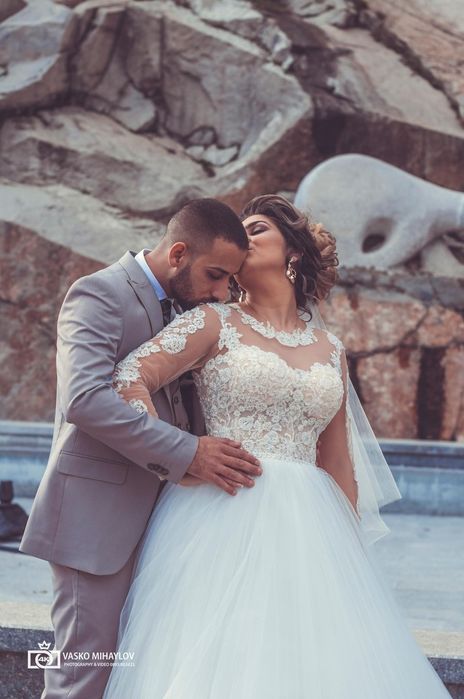 Сватбена  рокля/ като нова