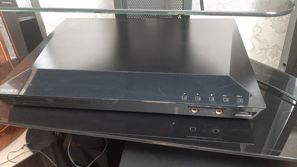 Музыкальный центр