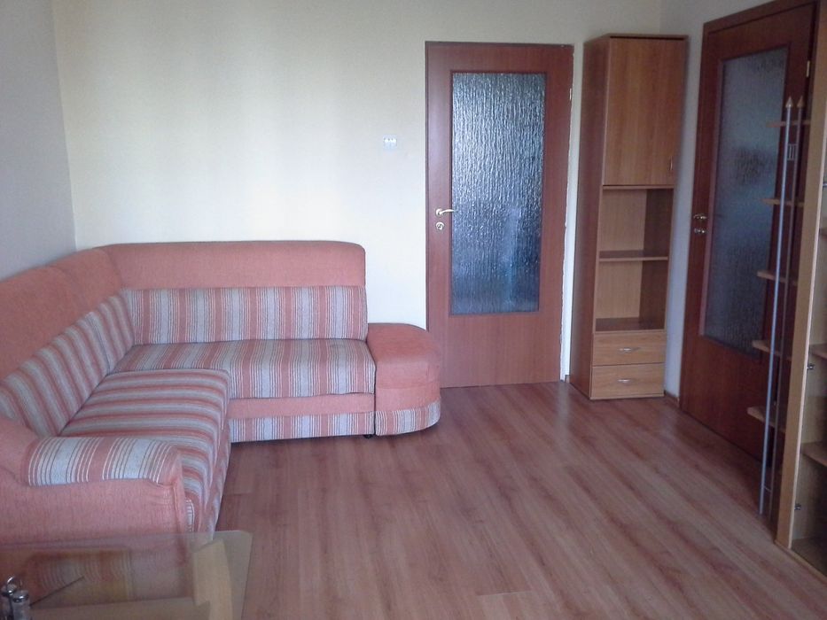 Apartament 2 camere Nord Cameliei cubuleț