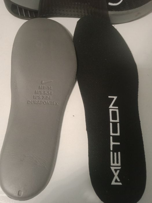 Продам кроссовки Nike METCON 7