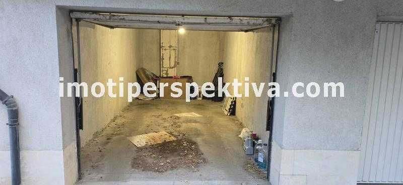 Продава се Гараж / Паркомясто в Пловдив, Кючук Париж - 22 кв.м за 1364 €/кв.м - Снимка #1