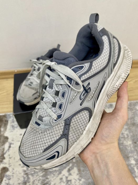 Кроссовки Skechers