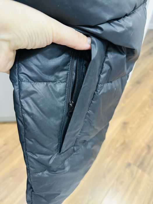 Продам куртки на мальчика!