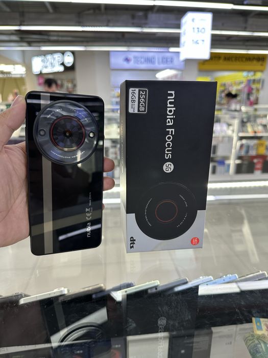 Nubia fokus 5G. 8/256