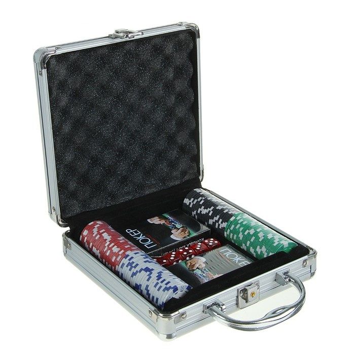 Покерный набор в металлическом кейсе на 100 фишек новый