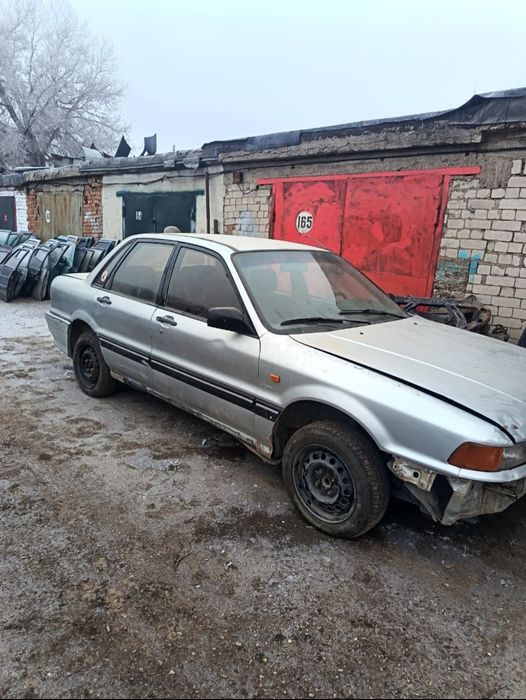 Продам машину на запчасти