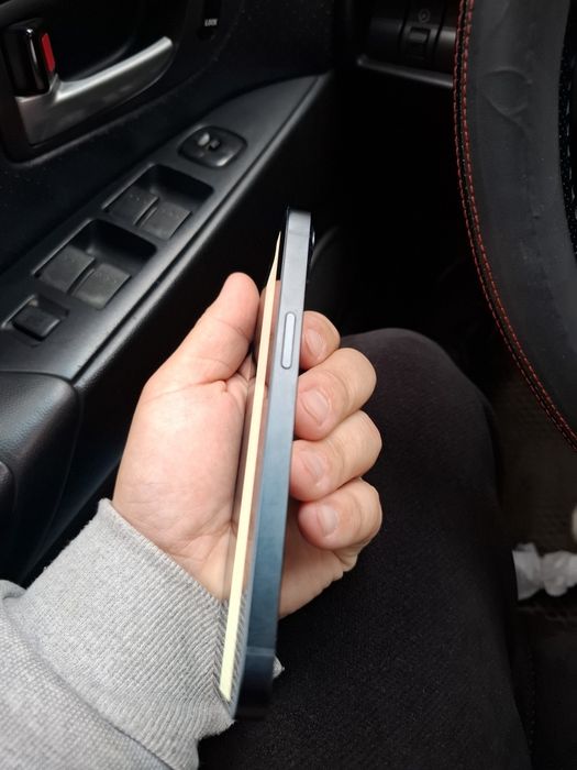 Айфон 13 256гб Apple