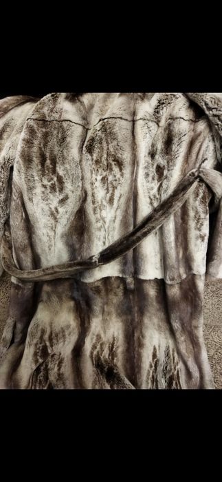 Продам норковую шубу.