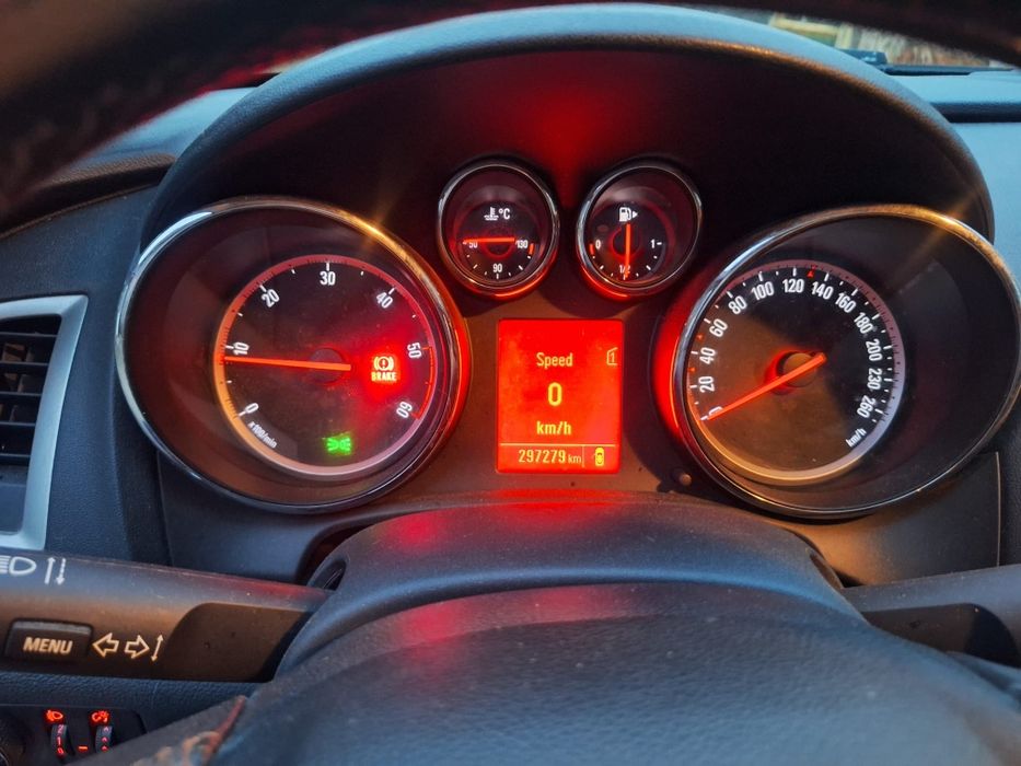 Vănd  Opel Astra j Break