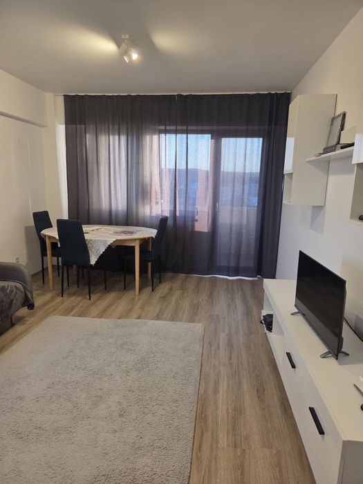 Vanzare apartament 3 camere – Bascov, lângă Pitești