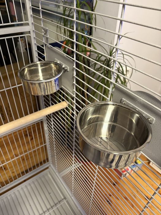 Клетка за големи папагали