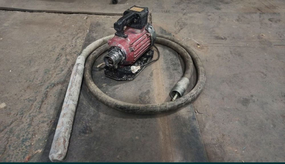 Вибратор для бетона.