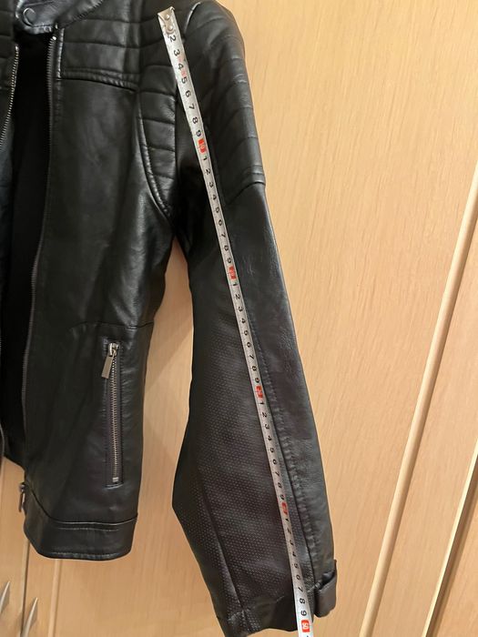 DEFACTO  - kids fashion - еко кожа яке 15 лв.