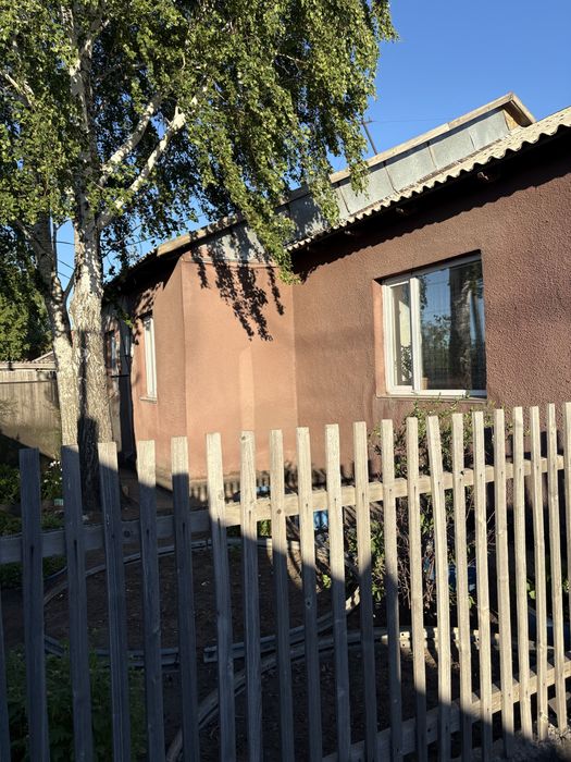 Продается дом в поселке Новоузенка