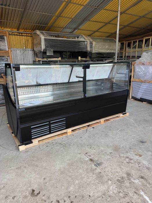Vitrină carne 200 cm – geam rabatabil