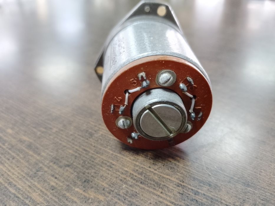 Двигатель Сельсин ДИД-1ТА, тетрод 6П36С