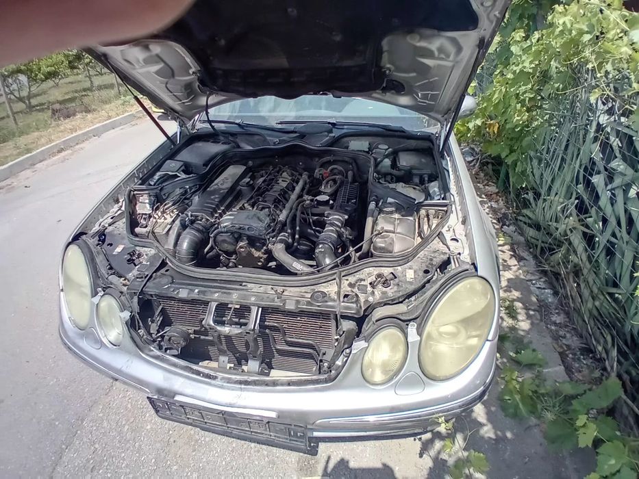 Мерцедес 2.7 дизел 2004г