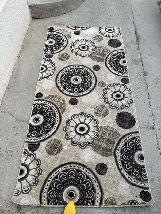 daroshka gilam 3 ta dona bor