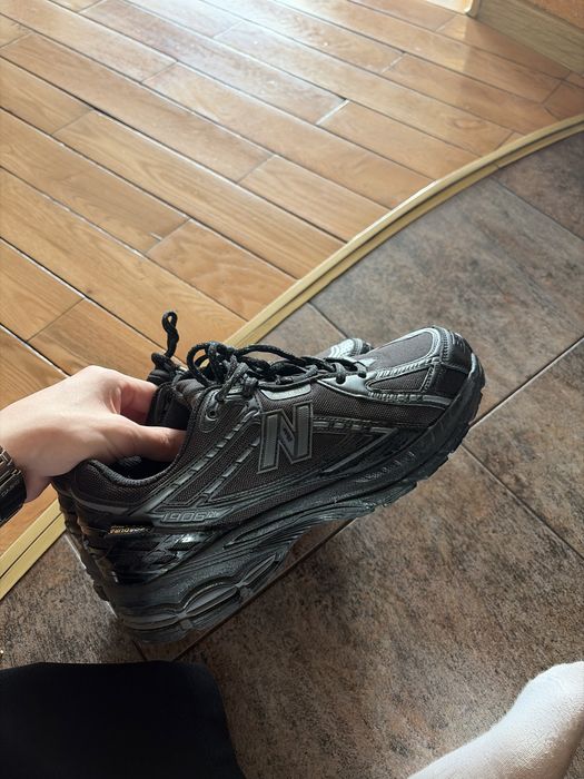 Продам новые зимние кроссовки NEW BALANCE