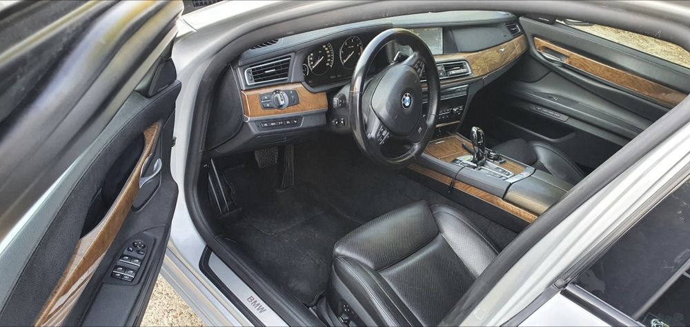 Bmw 730 M/Act steering/Dyn Drive/Soft/Head up/Ventilație/Padele/keyles