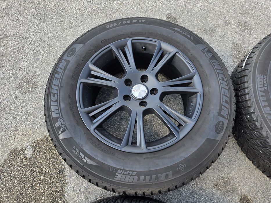 5х112/17 зимни гуми Ауди Мерцедес Фолксваген 5x112/17 Mercedes ML Audi Q3 Q5 Michelin