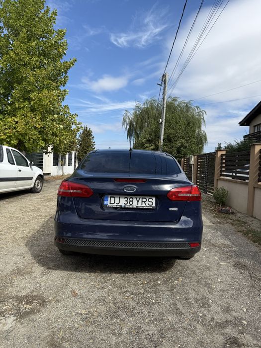 Vand Ford Focus 2016 1 litru Ecoboost Benzina km 243000