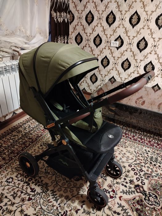Детская коляска в хорошем состоянии