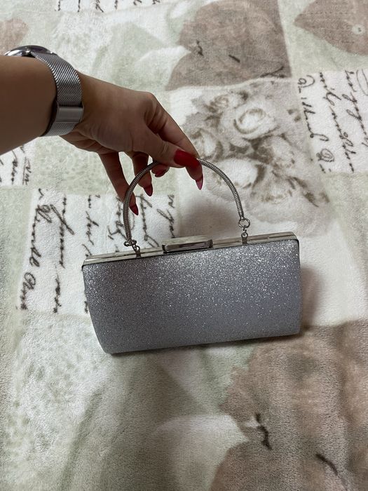 Елегантна дамска чанта