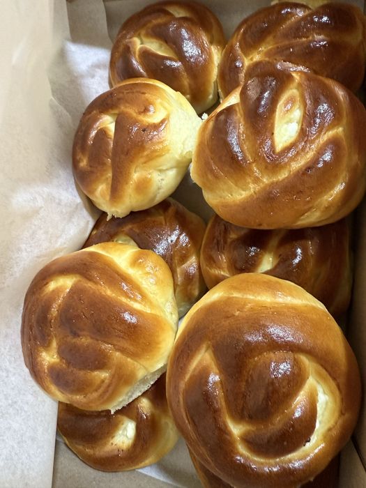 Вкусная выпечка и прлуфабрикаты, салаты