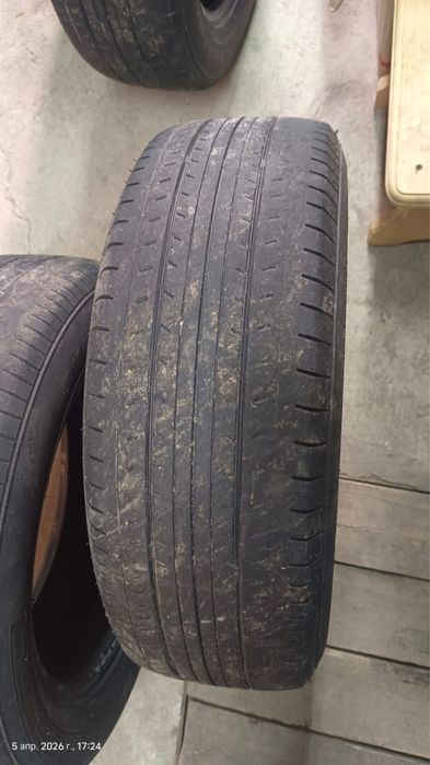 Продам б\у шины 215/60 R16