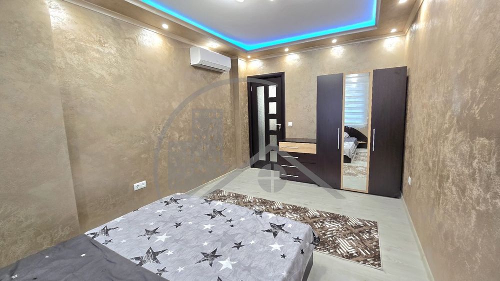 Дава се под наем Двустаен апартамент в Варна, Гръцка махала - 60 кв.м за 700 € - Снимка #2